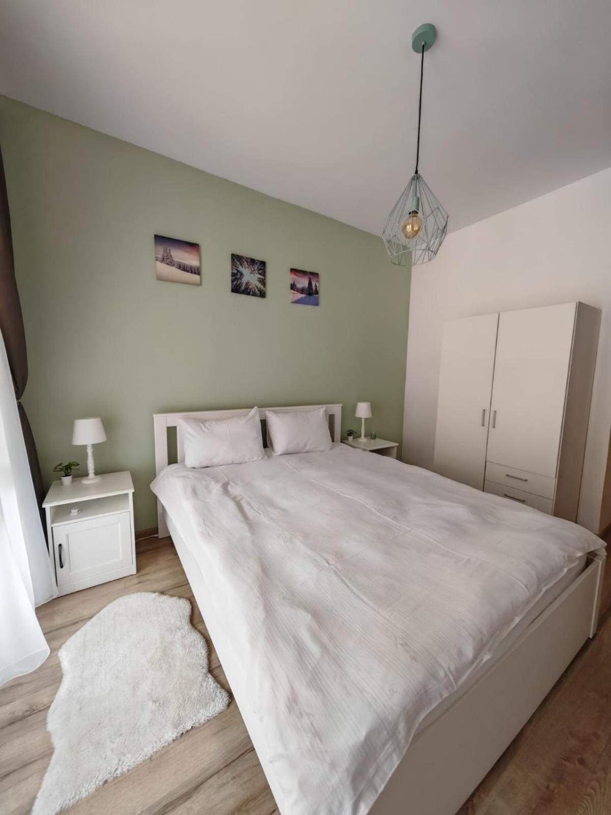 Апартаменты Apartament Panoramic View Синая Экстерьер фото